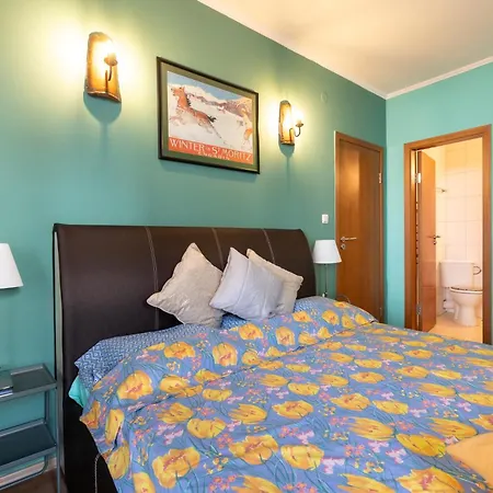 Cedar Iii 2 Bdrm Flat B12 Apartment *