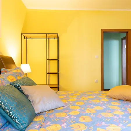 Cedar Iii 2 Bdrm Flat B12 דירה *