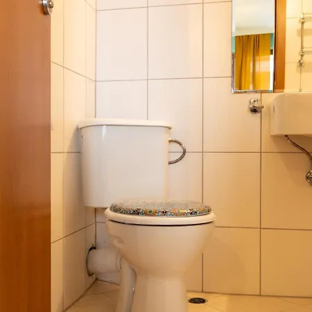 Cedar Iii 2 Bdrm Flat B12 * בנסקו