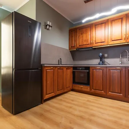 Cedar Iii 2 Bdrm Flat B12